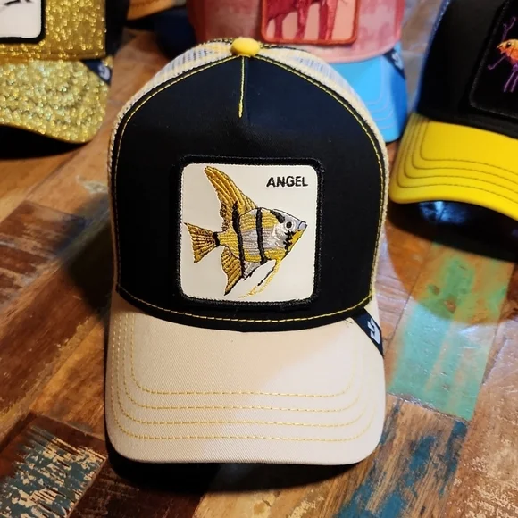 Goorin Bros | Accessories | Goorin Bros Pretty Angel Fish  display picture 2